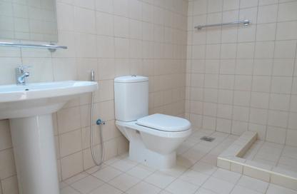 Apartment - Studio - 1 Bathroom for rent in Al Lisaili - Dubai Apartment - Studio - 1 Bathroom for rent in Al Lisaili - Dubai