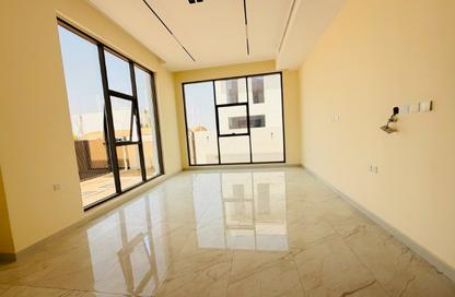 Villa - 4 - 6 for rent in Al Tai - Sharjah