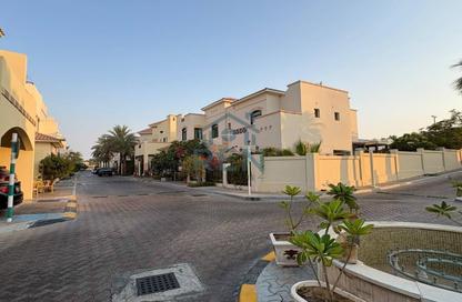 Villa - 4 - 6 for rent in Khalidiya Village - Al Khalidiya - Abu Dhabi