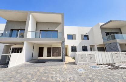 Villa - 3 - 4 for rent in Redwoods - Yas Acres - Yas Island - Abu Dhabi