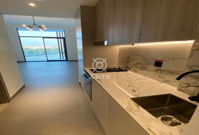 70276842 - صورة العقار 3