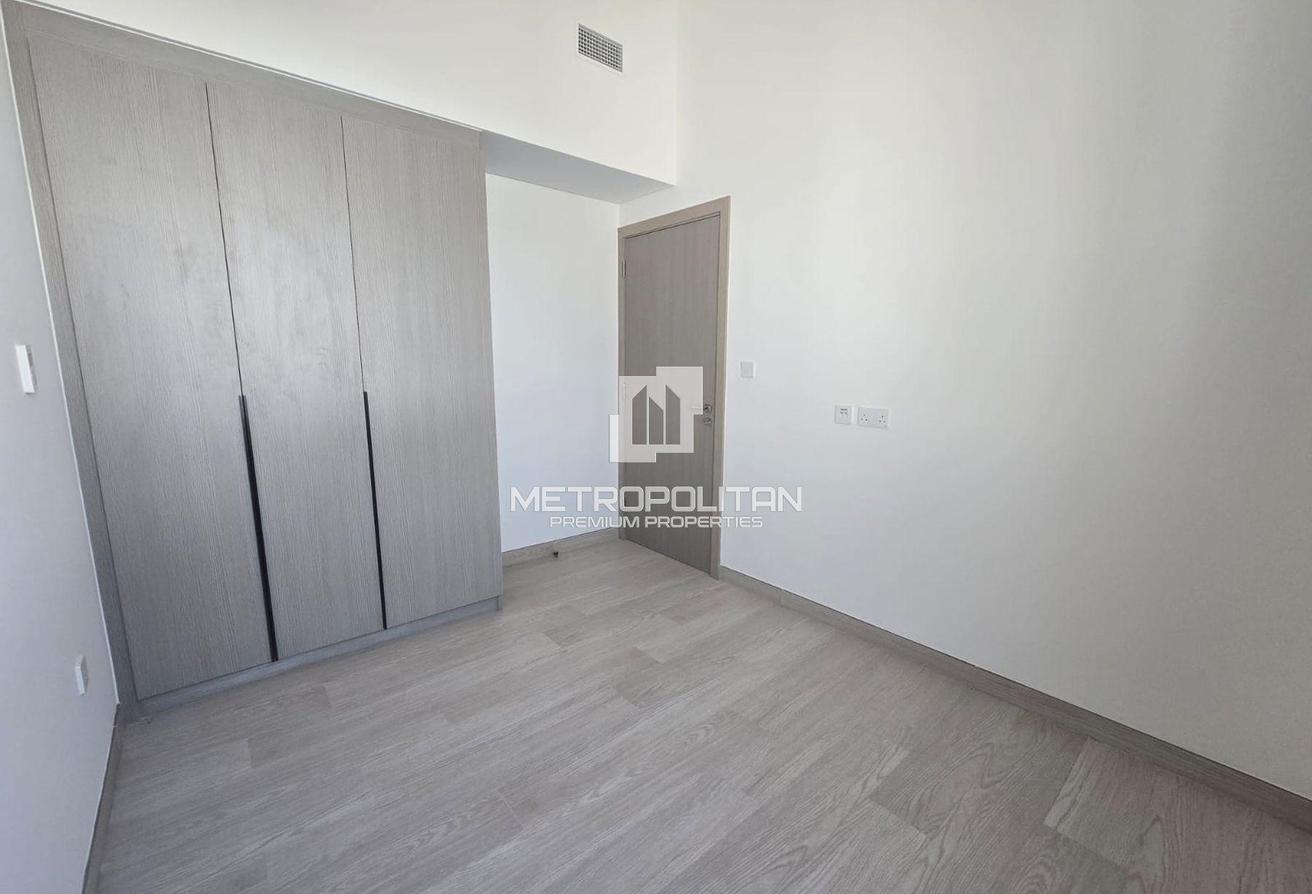 Corner Unit | Type B | Vacant | Bigger Plot photo 10