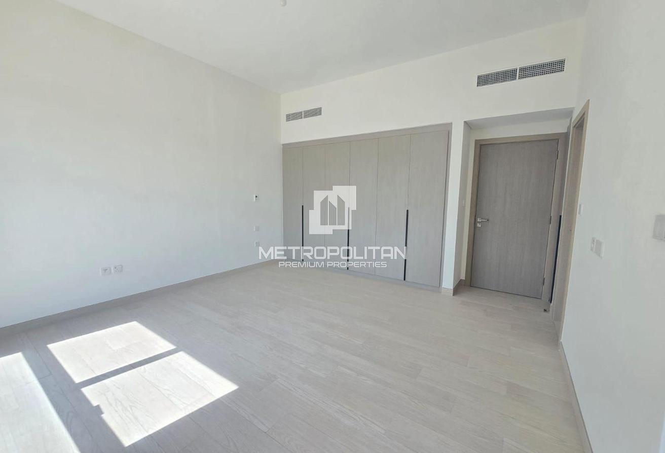 Corner Unit | Type B | Vacant | Bigger Plot photo 9