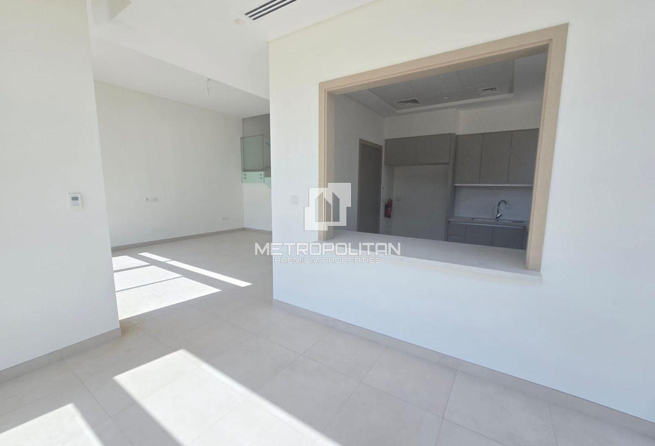 Corner Unit | Type B | Vacant | Bigger Plot photo 3