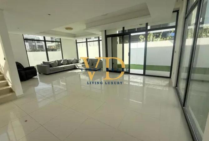 74238350 - Property Image 2