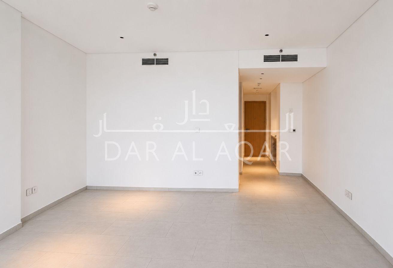 Best Layout | Unfurnished Studio | Prime Location photo 2