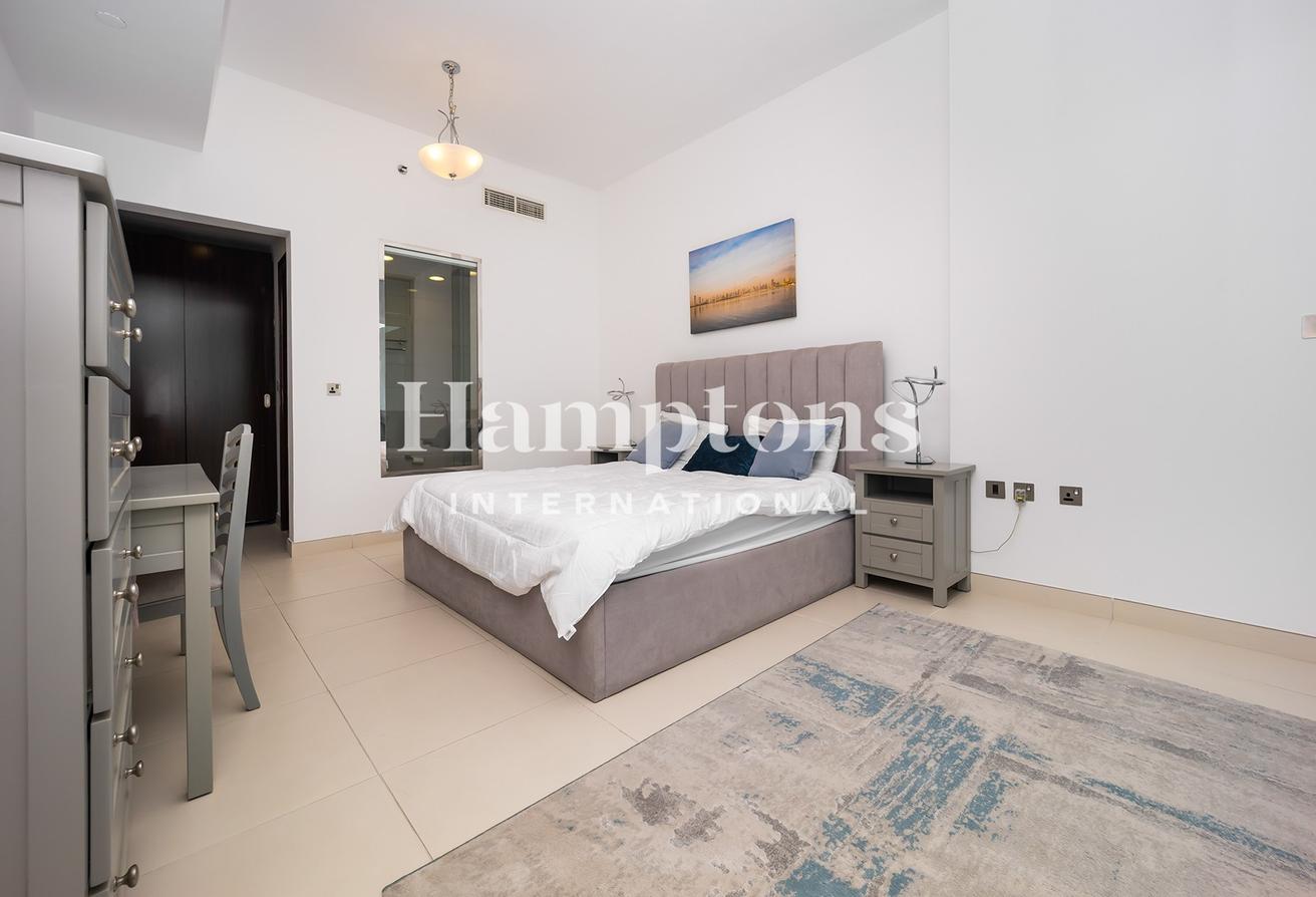 Furnished |Upgraded Kitchen | Maintenance | Nov 15 photo 16