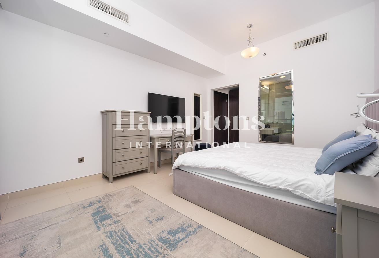 Furnished |Upgraded Kitchen | Maintenance | Nov 15 photo 8