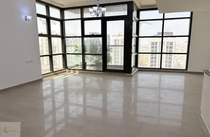 Apartment - 1 Bathroom for rent in Solaire 16 - Jumeirah Garden City - Al Satwa - Dubai