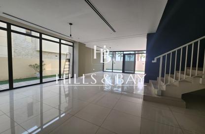 Villa - 3 - 5 for rent in Topanga - The Park Villas - Damac Hills - Dubai