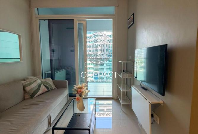 73114019 - Property Image 2
