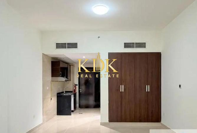 98270352 - Property Main Image