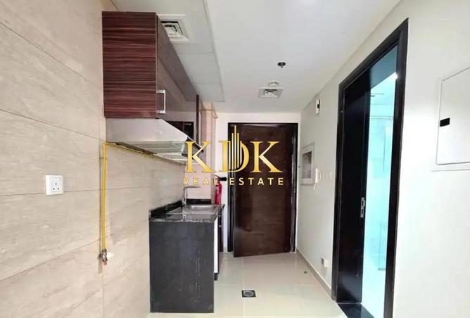 98270352 - Property Image 3