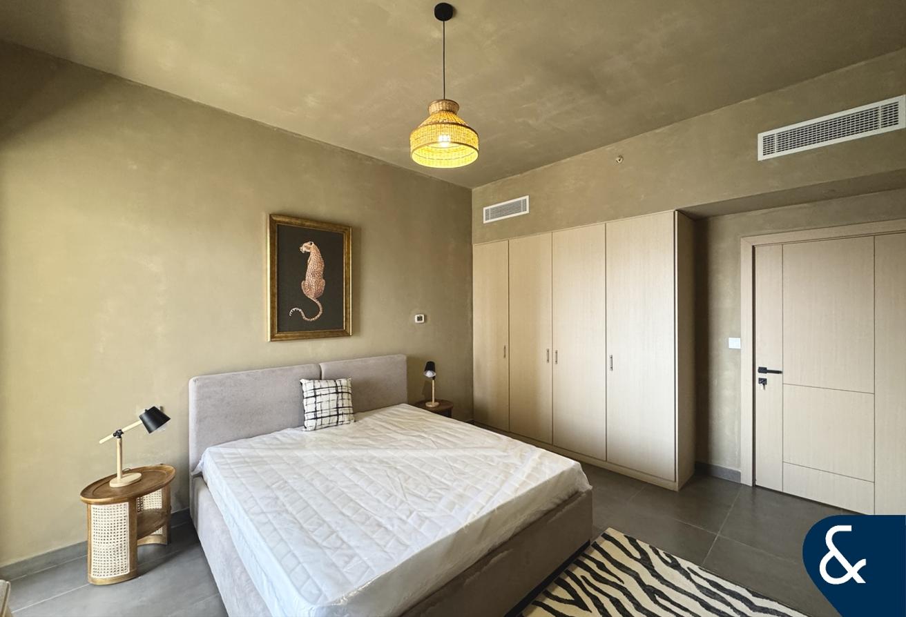 Upgraded | Fully Furnished | Marina View photo 27