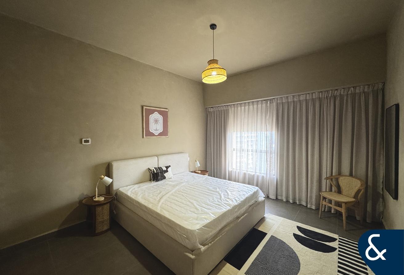 Upgraded | Fully Furnished | Marina View photo 19