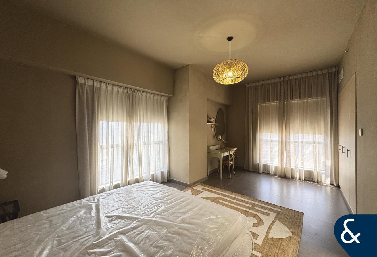 Upgraded | Fully Furnished | Marina View photo 29