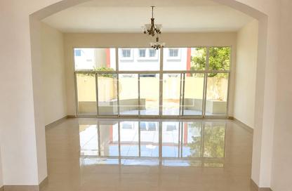 Villa - Studio - 2 Bathrooms for rent in Jumeirah 1 Villas - Jumeirah 1 - Jumeirah - Dubai