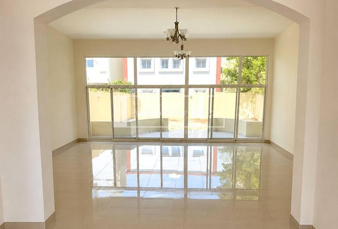 94021341 - Property Main Image