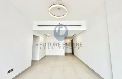 Apartment - 1 Bedroom - 2 Bathrooms for rent in Jumeirah Garden City - Al Satwa - Dubai