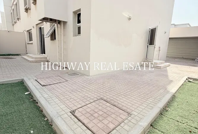 145516103 - Property Image 2