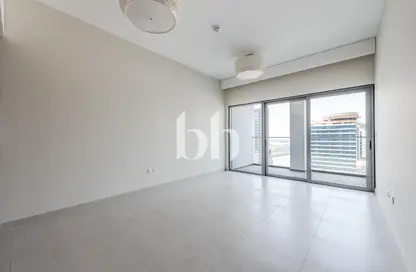 Apartment - Studio - 1 Bathroom for rent in SOL Bay - Business Bay - Dubai