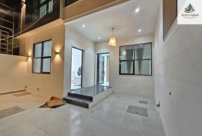 69890911 - Property Image 2