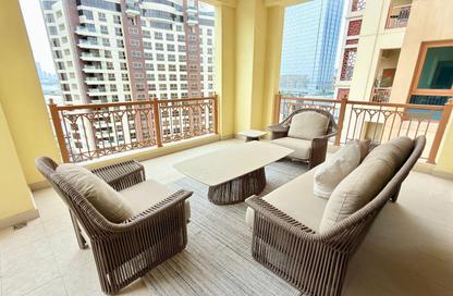 Apartment - 2 Bedrooms - 2 Bathrooms for sale in Marina Residences 6 - Marina Residences - Palm Jumeirah - Dubai
