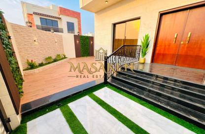 Villa - 5 Bedrooms - 7 Bathrooms for sale in Al Yasmeen 1 - Al Yasmeen - Ajman