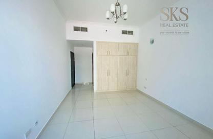 Apartment - 2 Bedrooms - 3 Bathrooms for rent in Metro Building - Al Barsha 1 - Al Barsha - Dubai