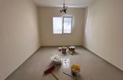 شقة - غرفة نوم - 1 حمام للايجار في القليعة - الشرق - الشارقة شقة - غرفة نوم - 1 حمام للايجار في القليعة - الشرق - الشارقة