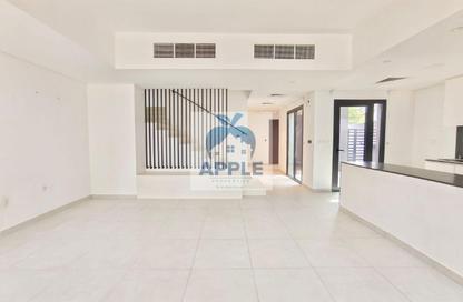 Townhouse - 3 - 4 for rent in Sarab 2 - Aljada - Sharjah