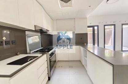 Townhouse - 3 - 4 for rent in Sarab 2 - Aljada - Sharjah