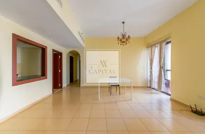 شقة - 2 غرف نوم - 3 حمامات للايجار في رمال 3 - رمال - جميرا بيتش ريزيدنس - دبي