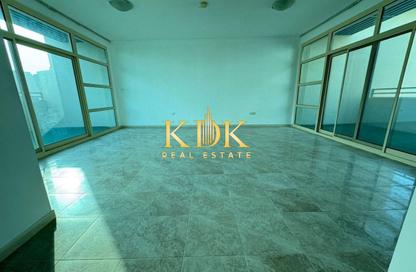 Villa - 4 - 6 for rent in Hyati Avenue - District 14 - Jumeirah Village Circle - Dubai