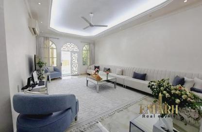 Villa - 5 - 7 for sale in Al Mowaihat 2 - Al Mowaihat - Ajman Villa - 5 - 7 for sale in Al Mowaihat 2 - Al Mowaihat - Ajman