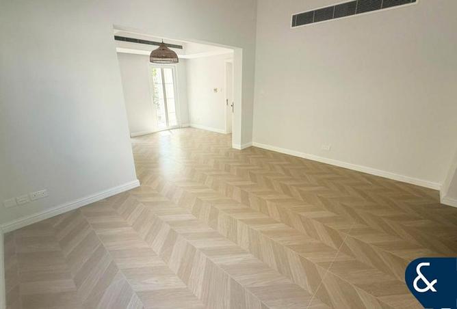 57761067 - Property Image 3