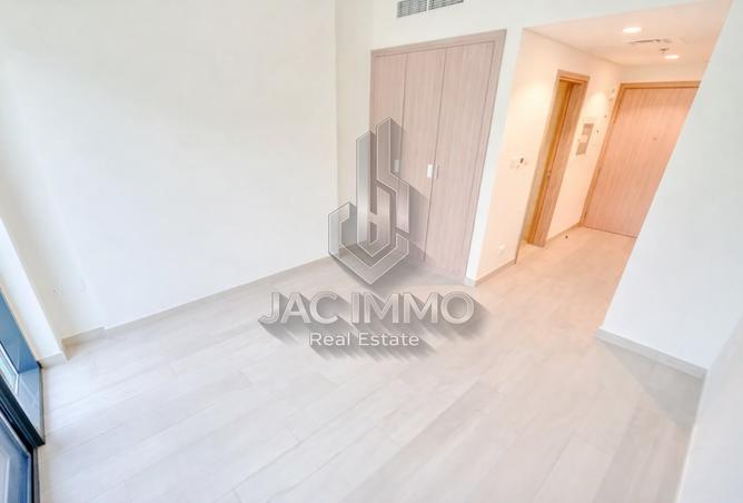 110048180 - Property Main Image