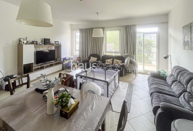 Pool View | Vacant This Week | Well-Priced