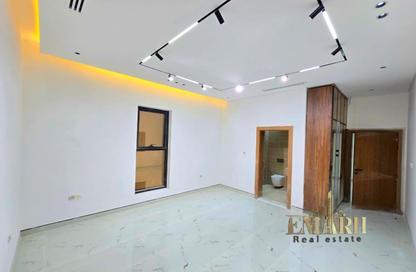 Villa - 5 Bedrooms - 7 Bathrooms for rent in Al Helio 2 - Al Helio - Ajman