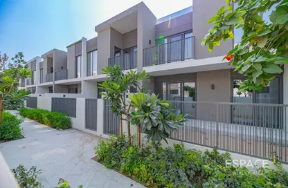 Townhouse - 3 Bedrooms - 4 Bathrooms for rent in Aura Gardens - Tilal Al Ghaf - Dubai