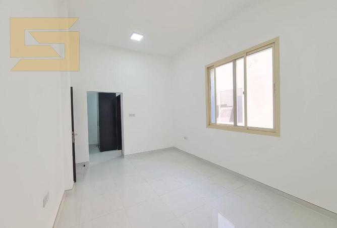 121541403 - Property Image 3