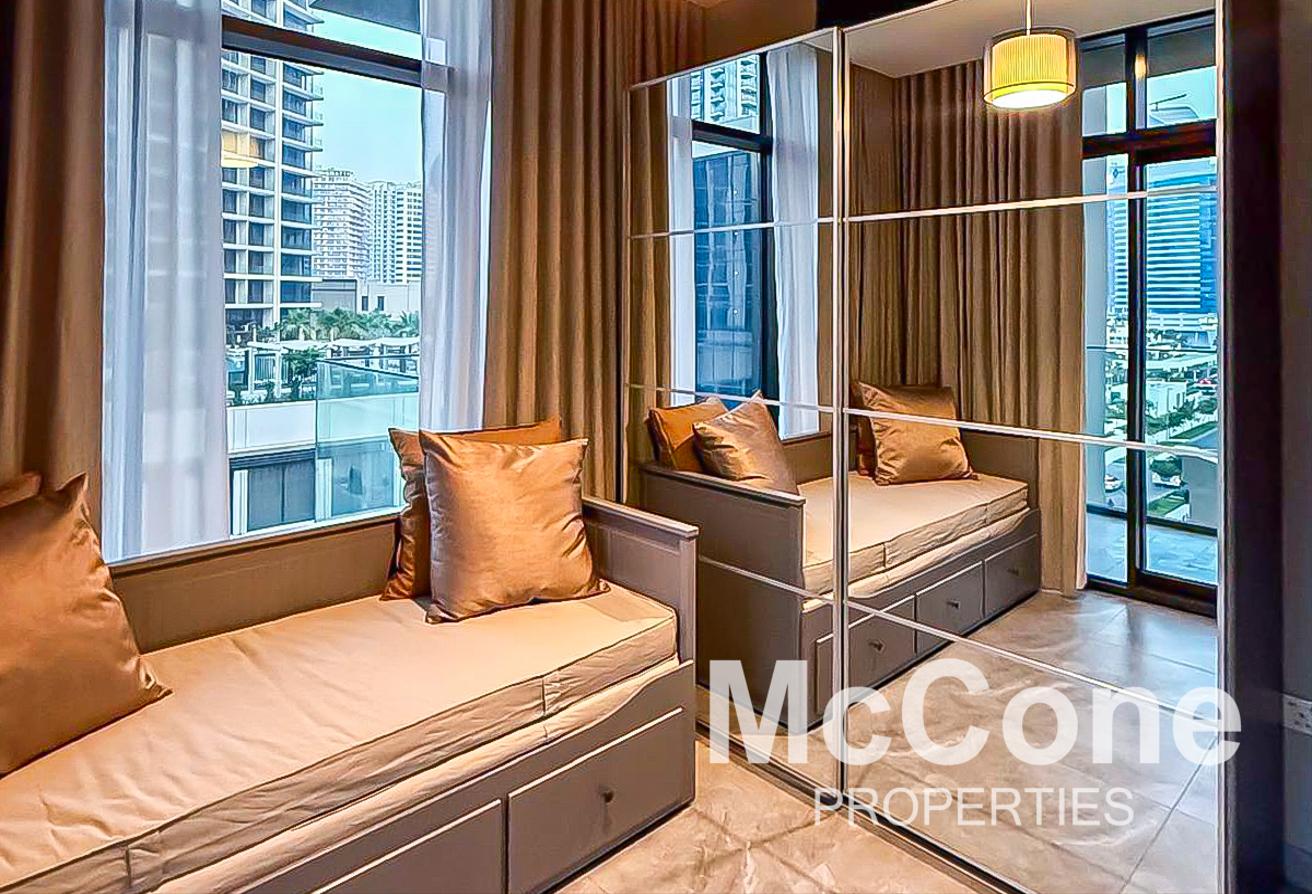 Luxury Furnished | Largest Terrace | Waterfront photo 15