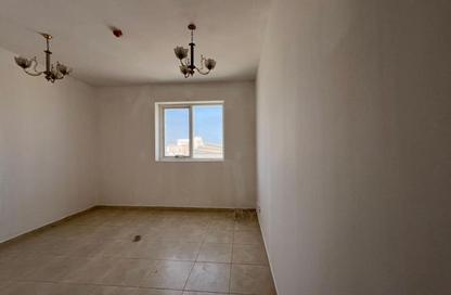 Apartment - 1 Bedroom - 2 Bathrooms for rent in Al Qulaya'ah - Al Sharq - Sharjah