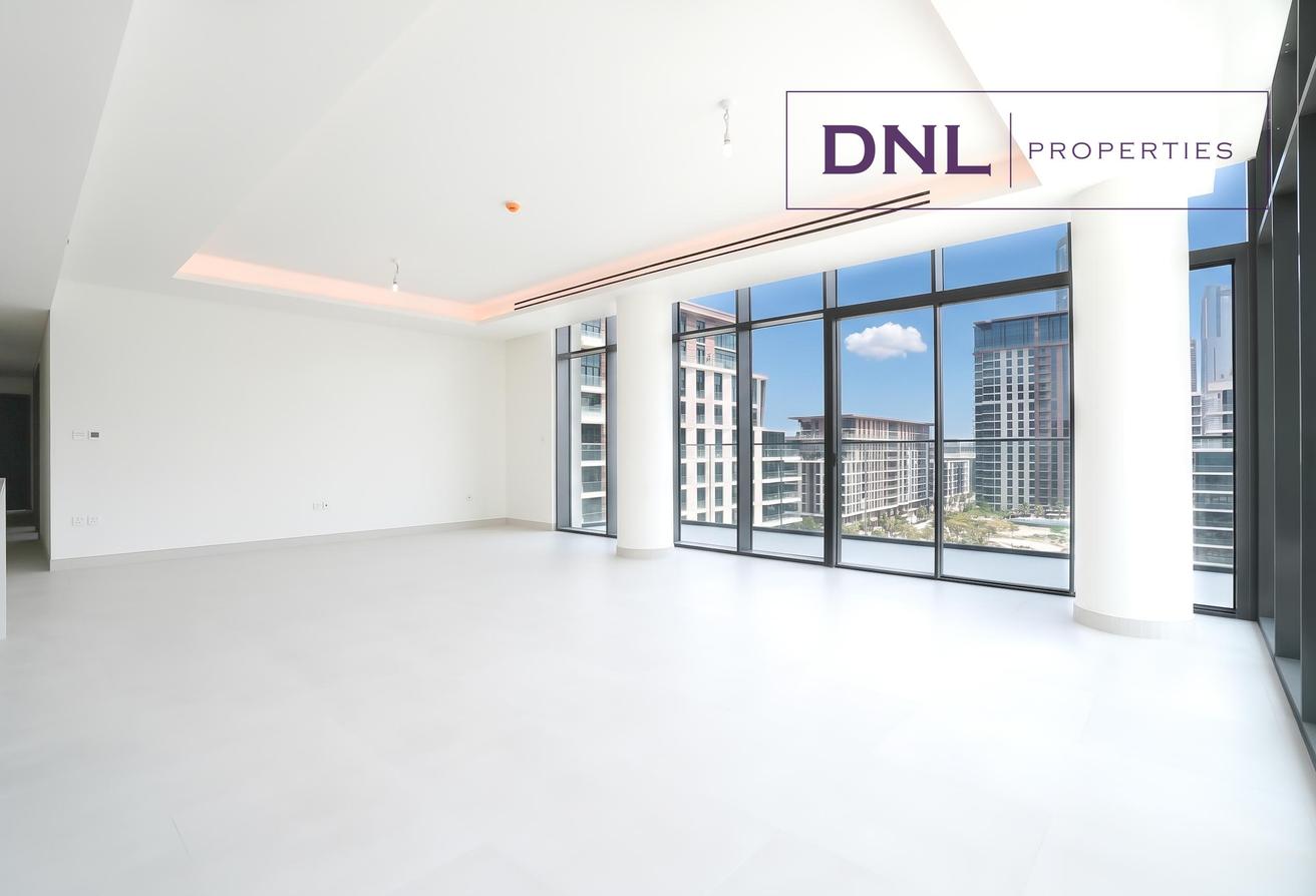 Burj And Park View | Spacious | Kitchen Appliances photo 2
