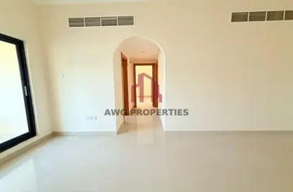 Apartment - 2 Bedrooms - 2 Bathrooms for rent in Al Yakka Residence - Al Mankhool - Bur Dubai - Dubai