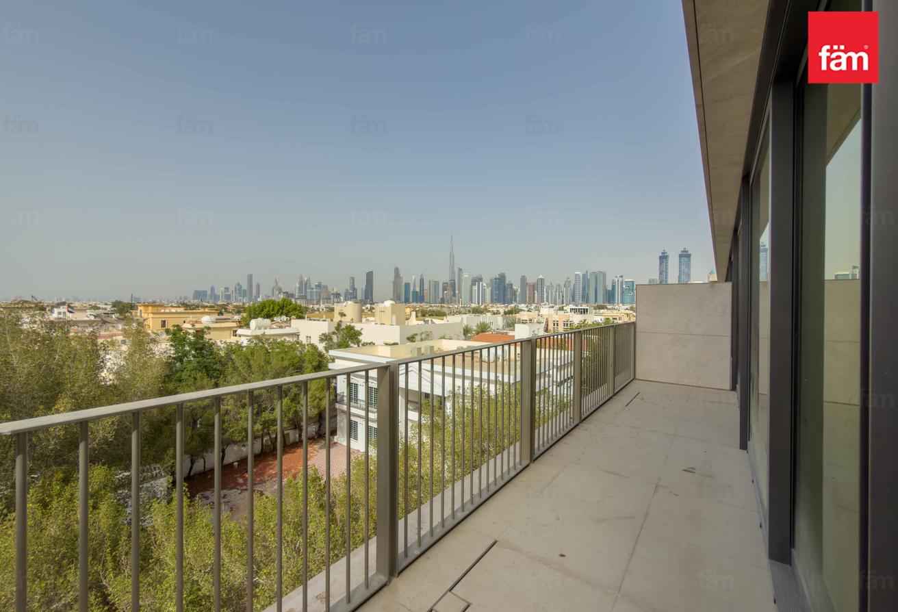 2br+M | Ultra Luxury Location | Burj Views photo 21