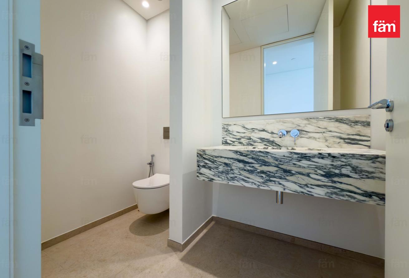 2br+M | Ultra Luxury Location | Burj Views photo 28