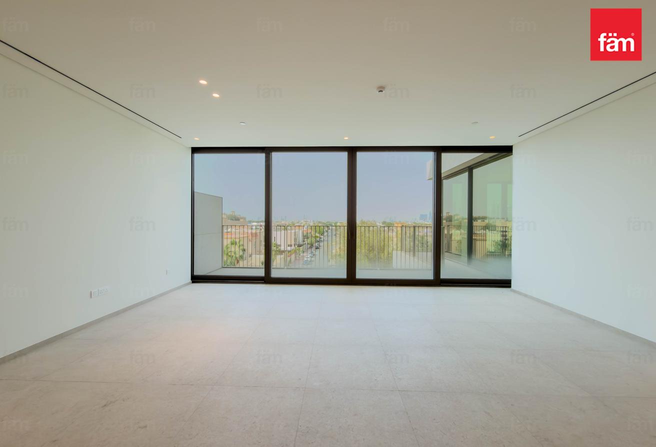 2br+M | Ultra Luxury Location | Burj Views photo 7