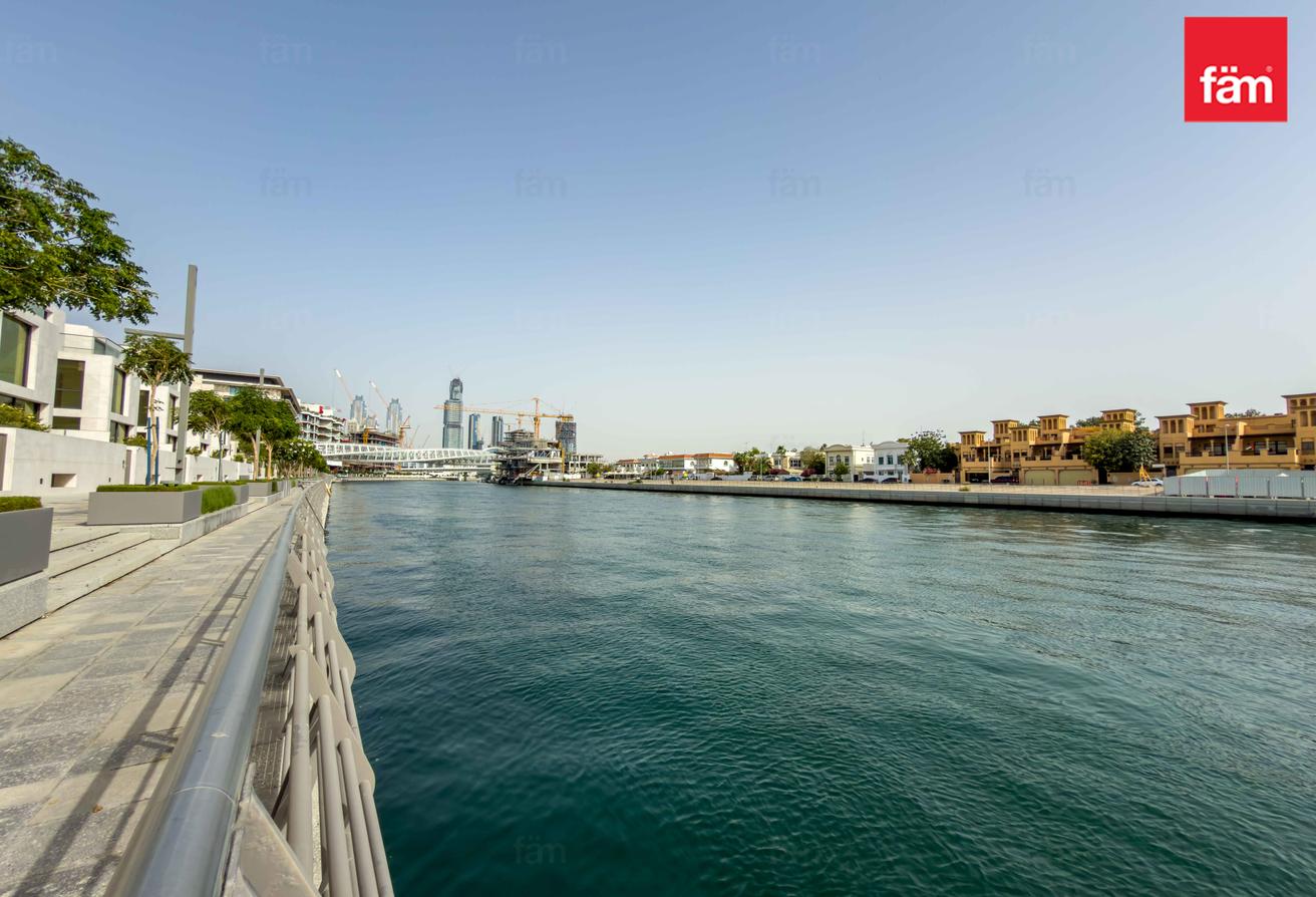 2br+M | Ultra Luxury Location | Burj Views photo 23
