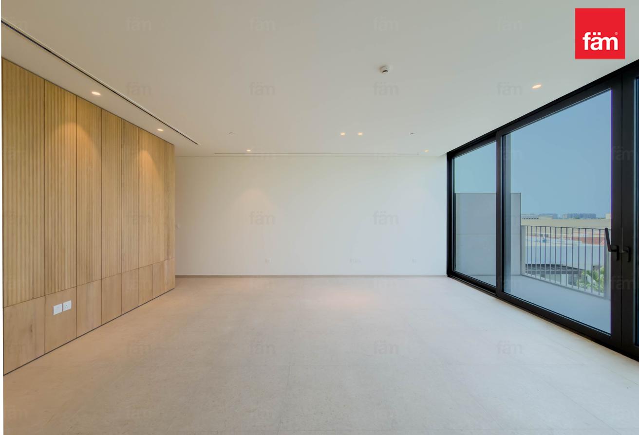 2br+M | Ultra Luxury Location | Burj Views photo 18